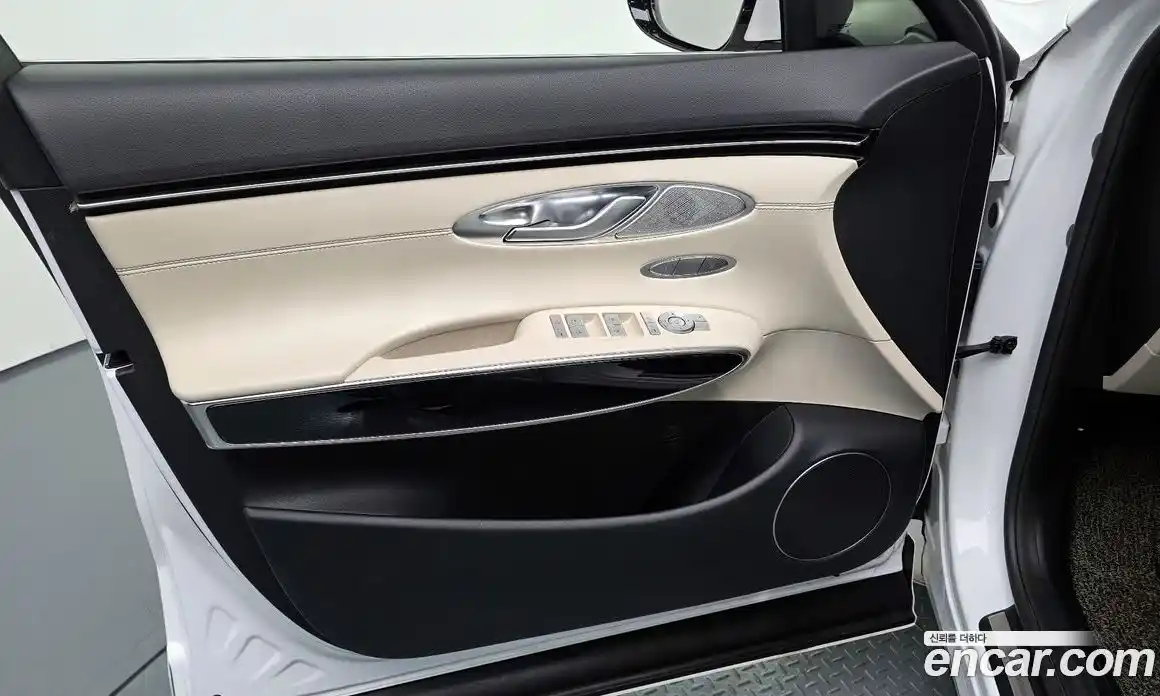 Genesis GV70 2021 2.5 автомат (гидро), фото 14
