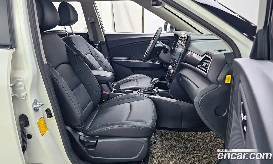 SsangYong TIBOLI 2019 1.5 автомат (гидро), фото 17