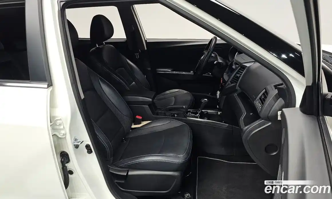SsangYong TIBOLI 2016 1.6 автомат (гидро), фото 16