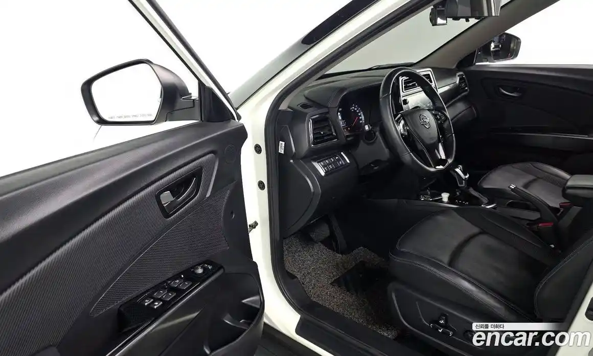 SsangYong TIBOLI 2021 1.5 автомат (гидро), фото 13