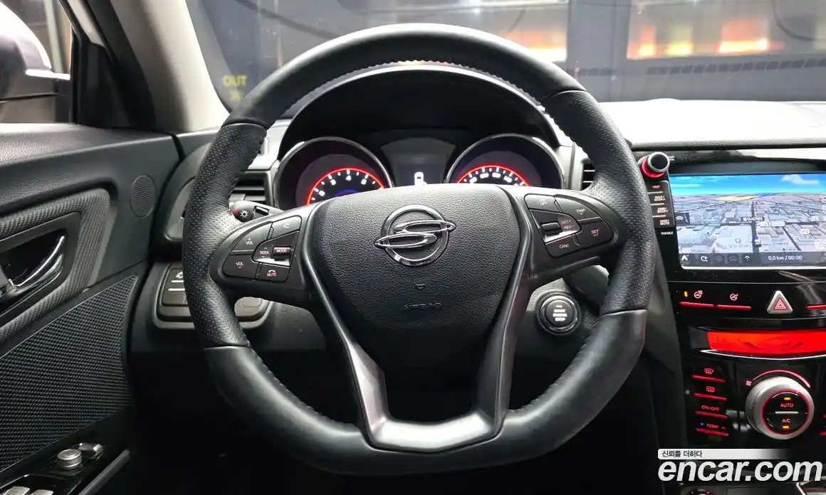SsangYong TIBOLI 2019 1.6 автомат (гидро), фото 13