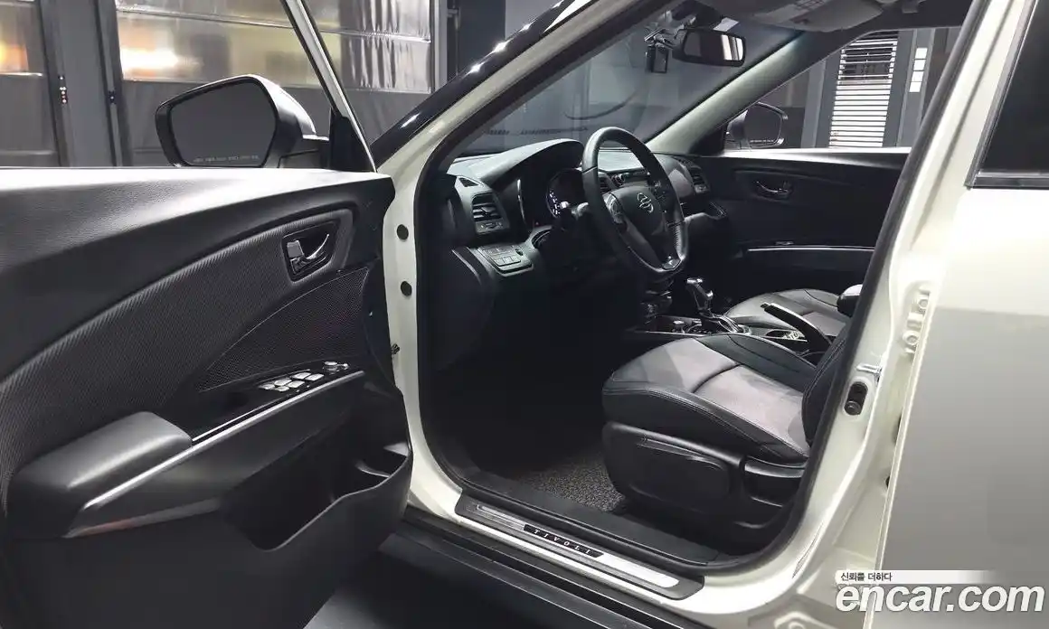 SsangYong TIBOLI 2019 1.6 автомат (гидро), фото 10