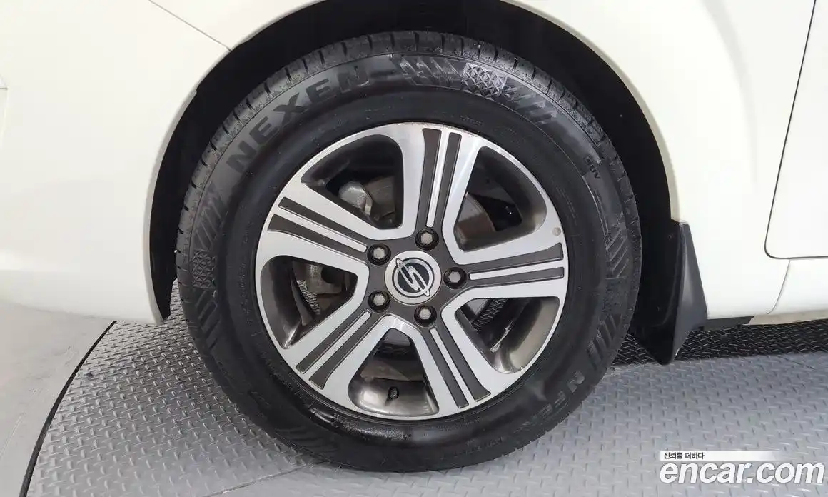 SsangYong Korando 2014 2.0 автомат (гидро), фото 5