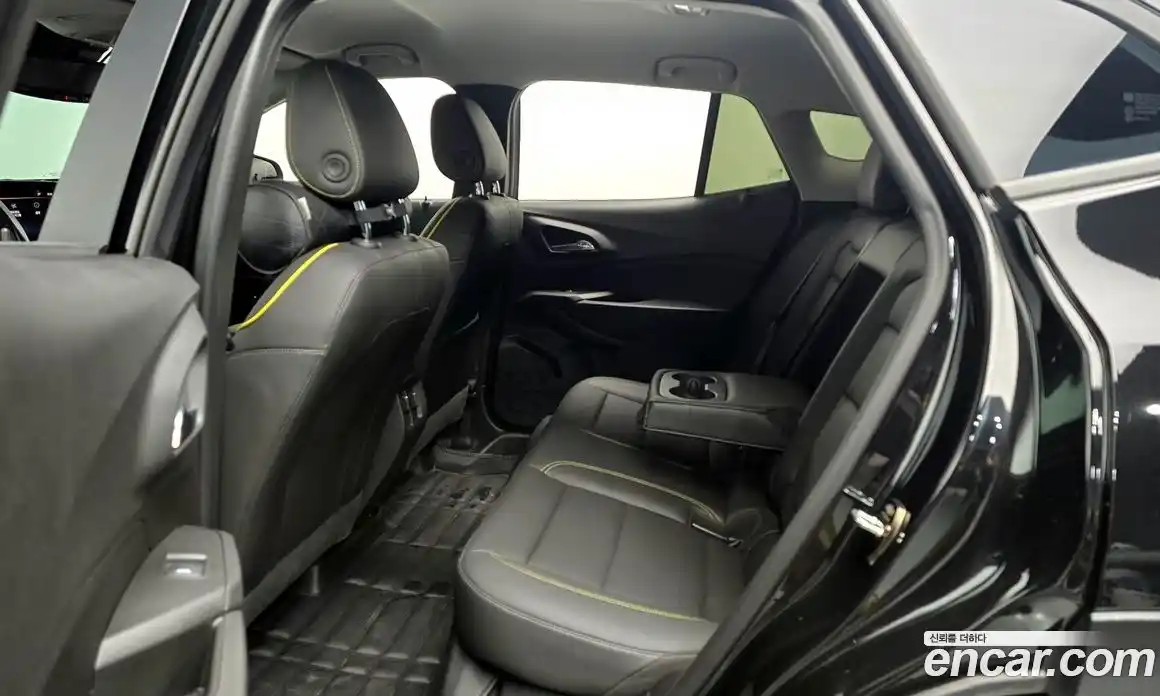 Chevrolet Trax 2023 1.2 автомат (гидро), фото 12