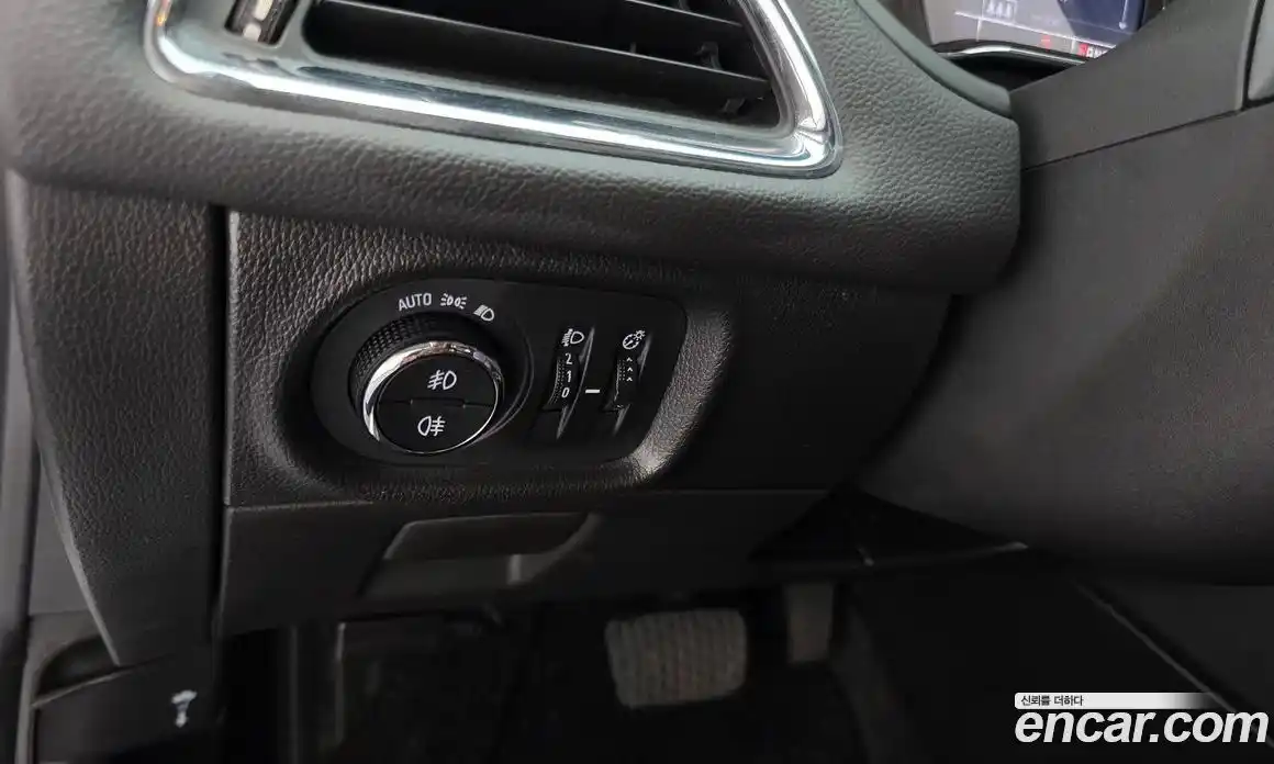 Chevrolet Cruze 2017 1.4 автомат (гидро), фото 25