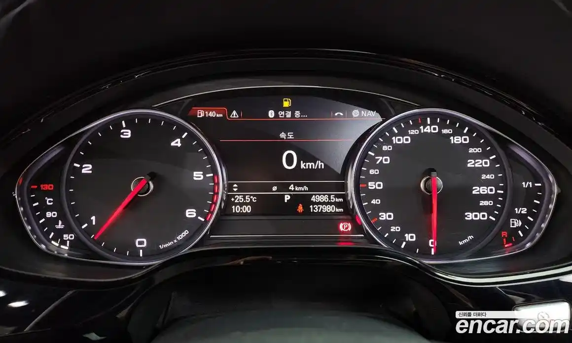 Audi A8 2013 3.0 автомат (гидро), фото 8