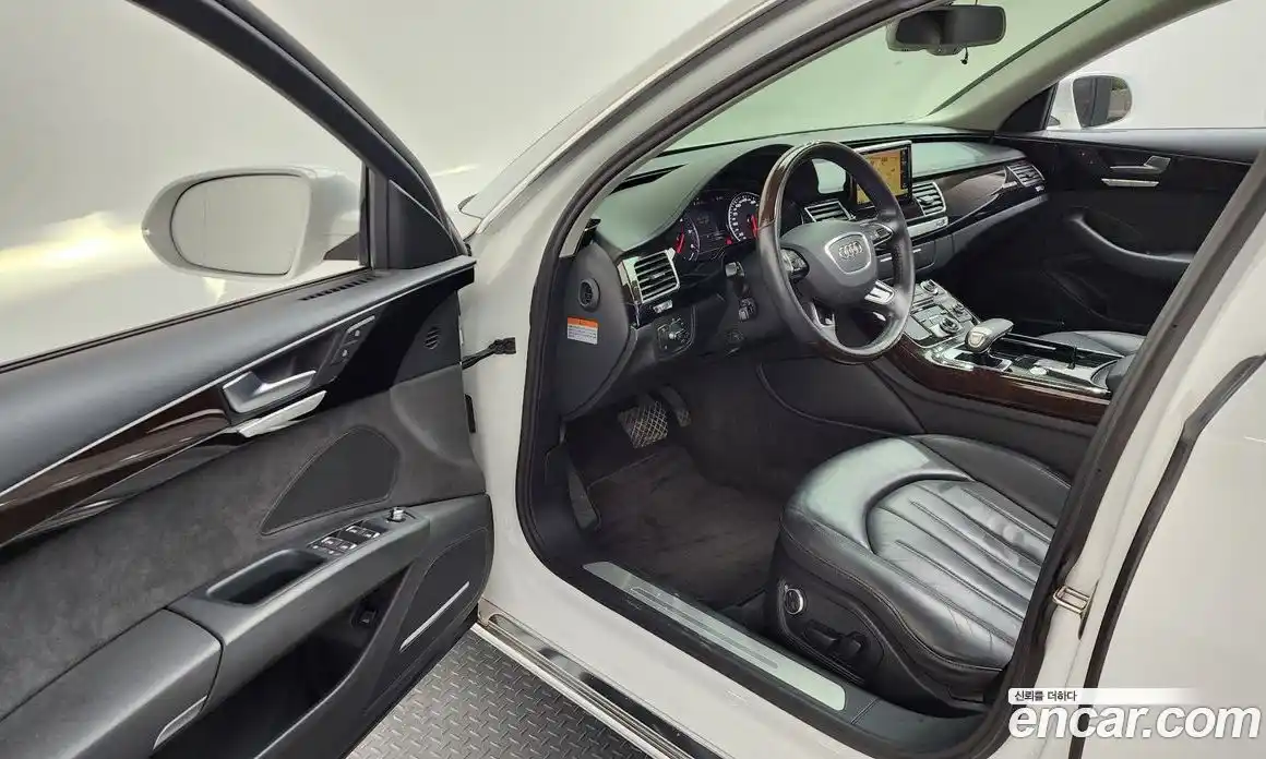 Audi A8 2013 3.0 автомат (гидро), фото 10