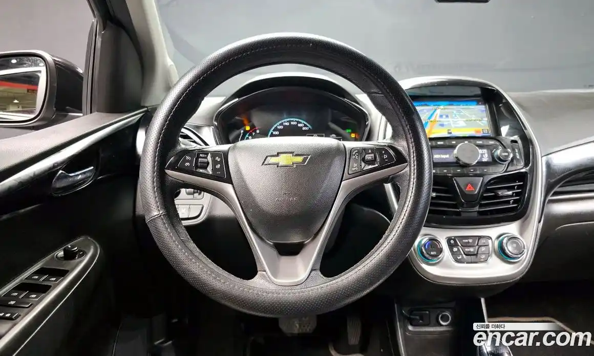 Chevrolet Spark 2016 1.0 автомат (гидро), фото 12