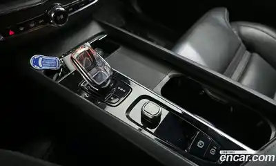 Volvo XC60 2022 2.0 автомат (гидро), миниатюра 12
