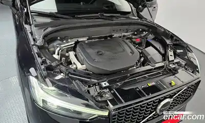 Volvo XC60 2022 2.0 автомат (гидро), миниатюра 6