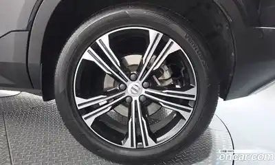 Volvo XC40 2020 2.0 автомат (гидро), миниатюра 7