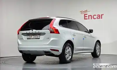 Volvo XC60 2017 2.0 автомат (гидро), миниатюра 2