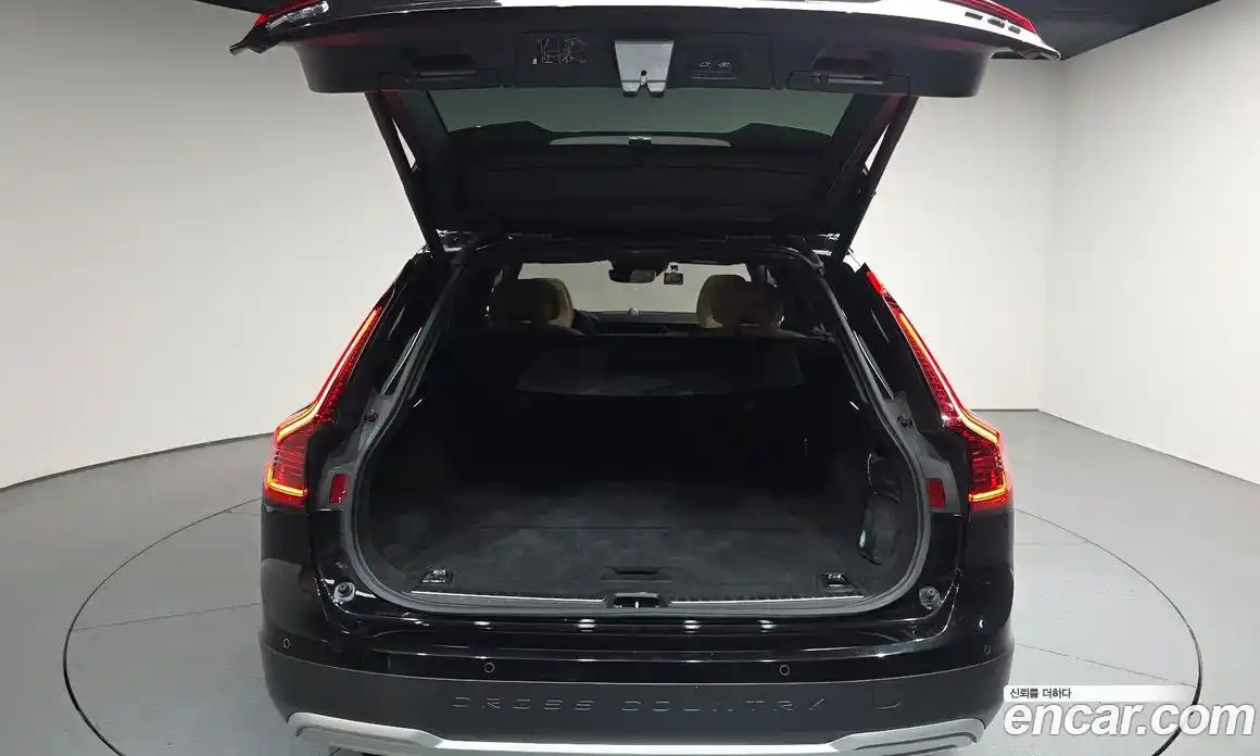 Volvo V90 2020 2.0 автомат (гидро), фото 25