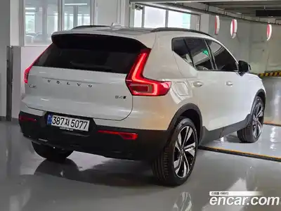 Volvo XC40 2026 2.0 автомат (гидро), миниатюра 2