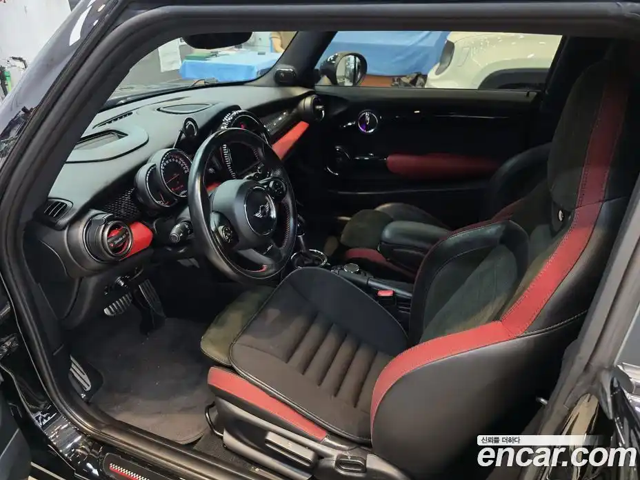 Mini Cooper 2017 2.0 автомат (гидро), фото 11