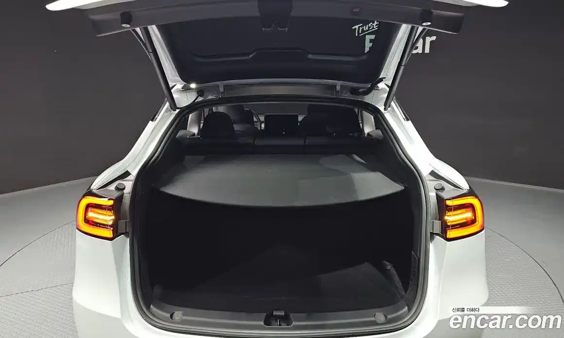 Tesla Model Y 2023 0.2 гидро, фото 26