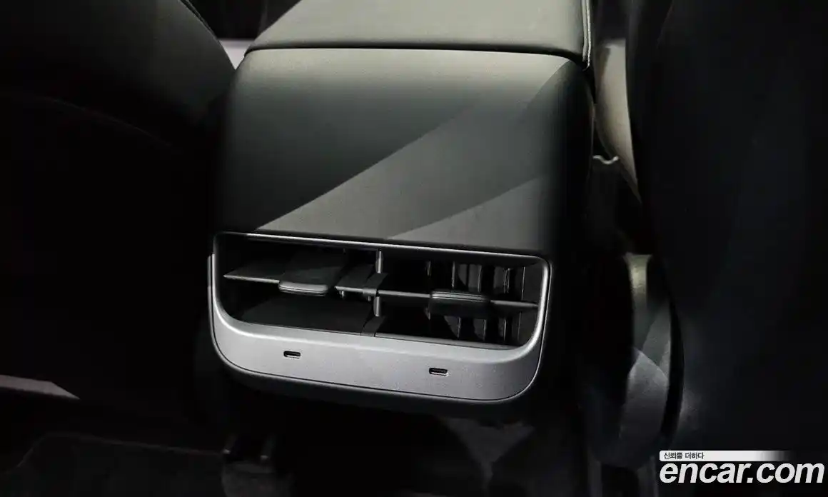 Tesla Model Y 2023 0.2 гидро, фото 29