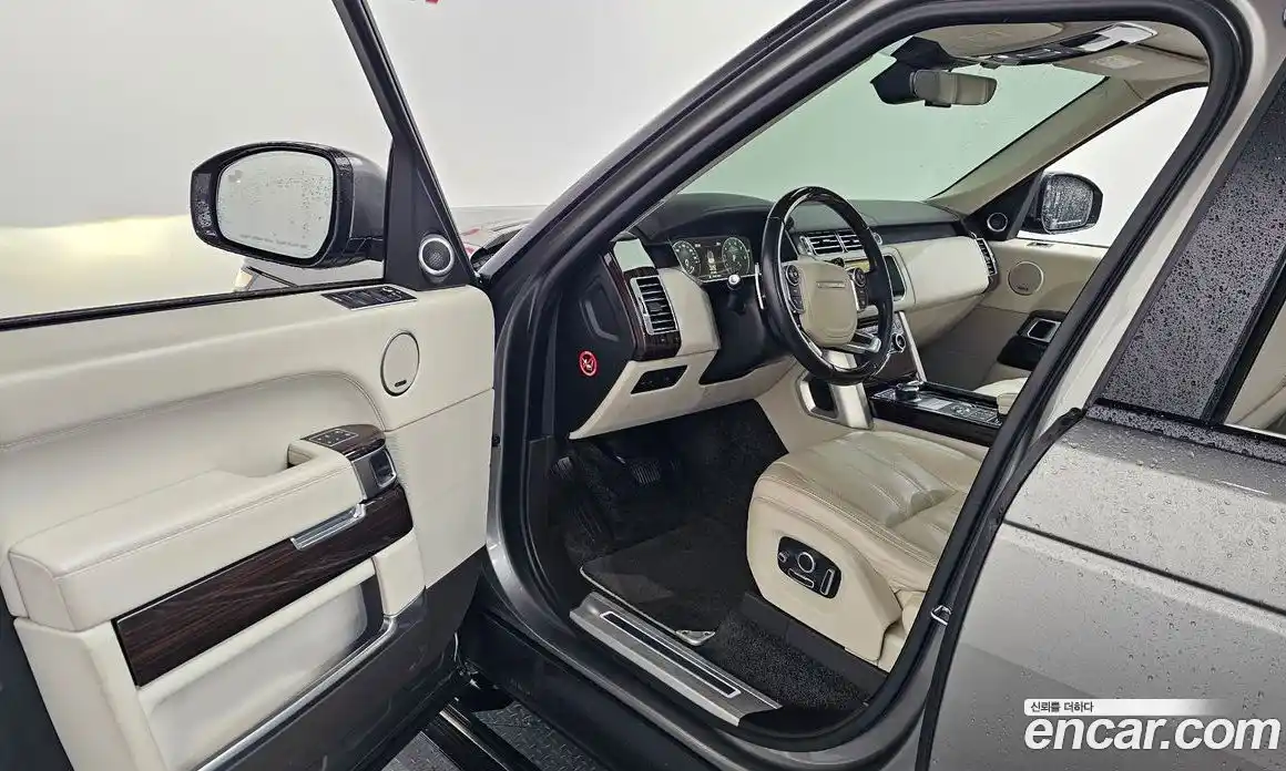 Land Rover Range Rover 2017 5.0 автомат (гидро), фото 13