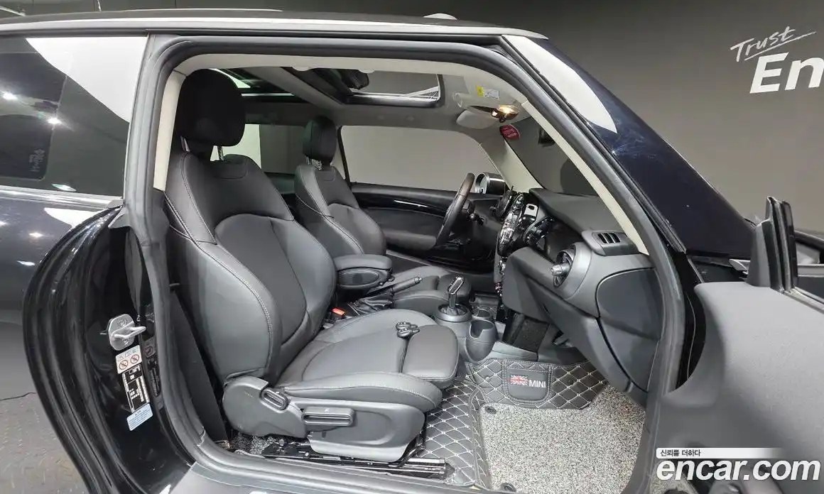 Mini Cooper 2022 1.5 автомат (гидро), фото 13