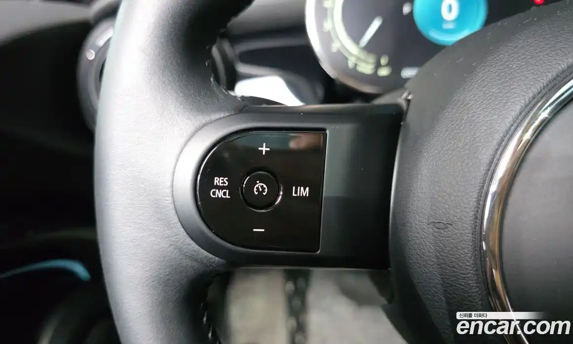 Mini Cooper 2022 1.5 автомат (гидро), фото 16