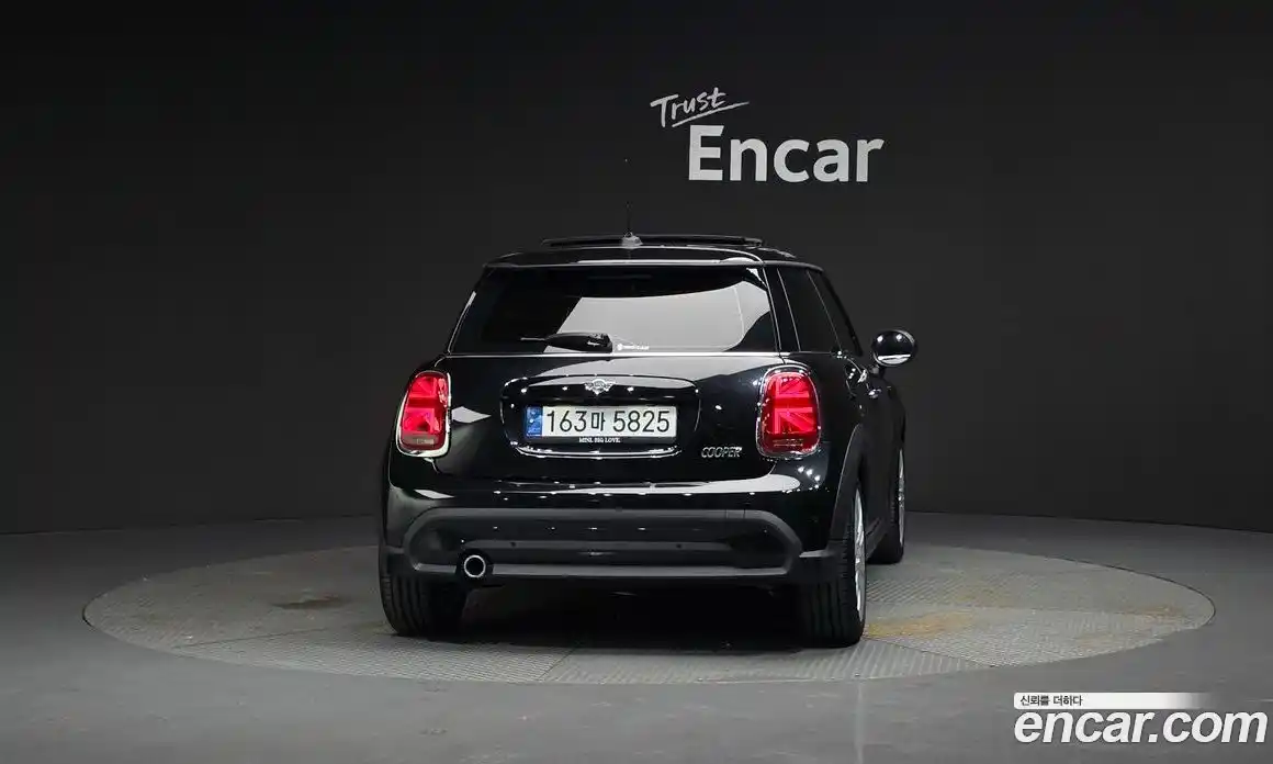 Mini Cooper 2022 1.5 автомат (гидро), фото 4