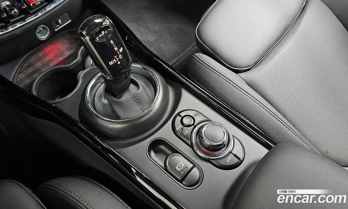 Mini Clubman 2023 1.5 автомат (гидро), фото 9