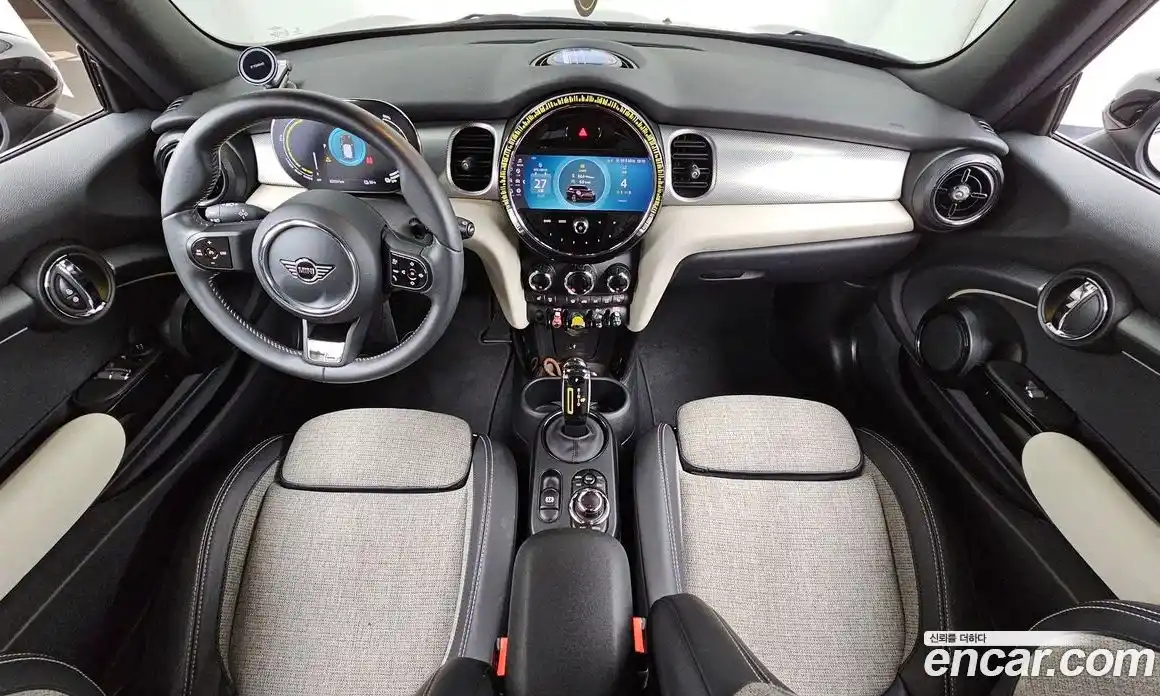Mini Cooper 2022 автомат (гидро), фото 10