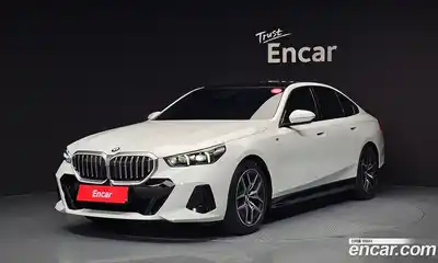 BMW 5 серия, 2025, 17 994 км