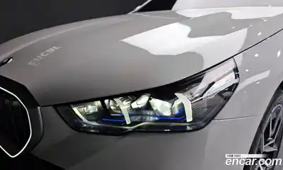 BMW 5 серия 2025 2.0 автомат (гидро), миниатюра 8