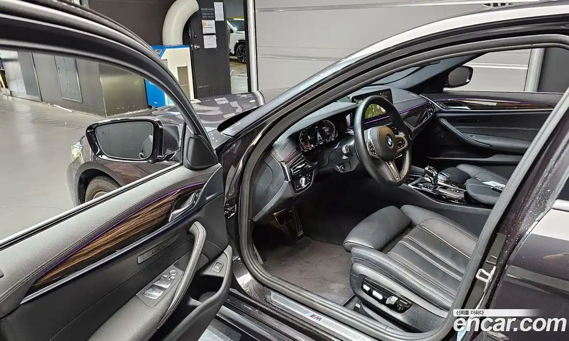 BMW 5 серия 2022 2.0 автомат (гидро), фото 13