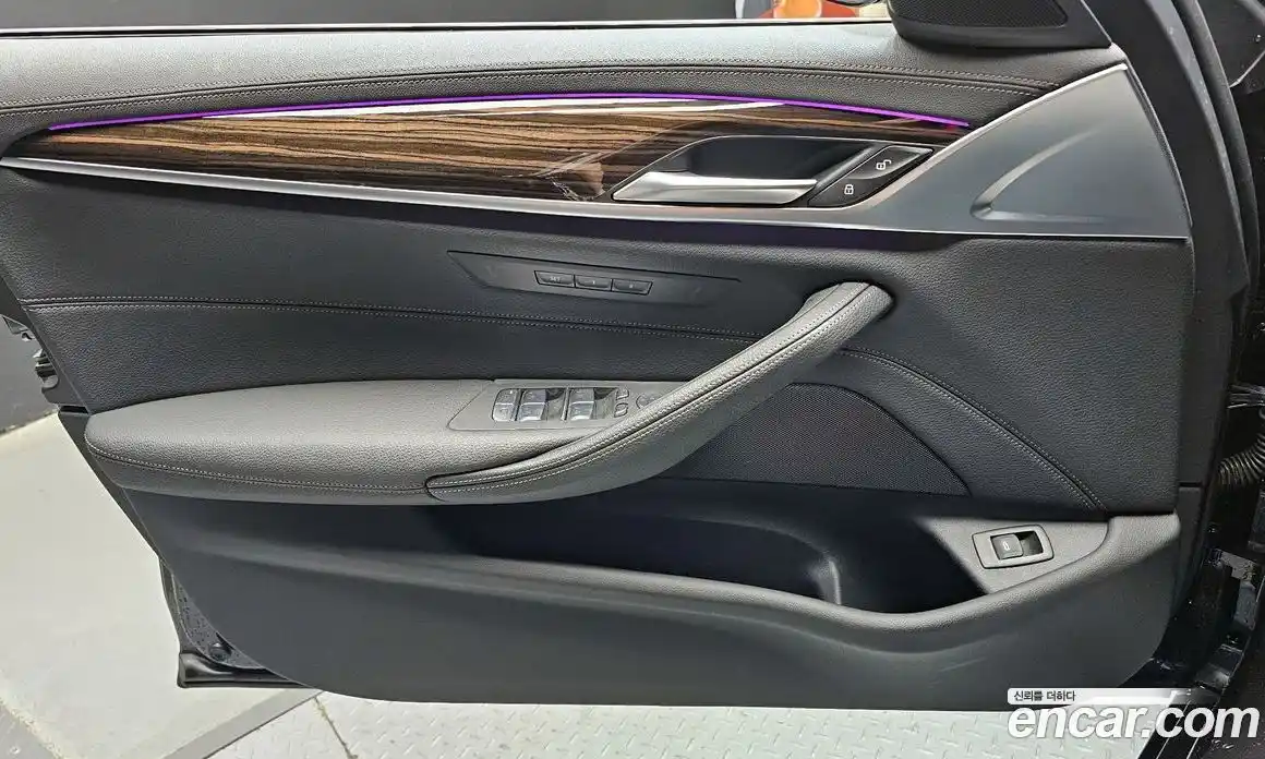 BMW 5 серия 2022 2.0 автомат (гидро), фото 14