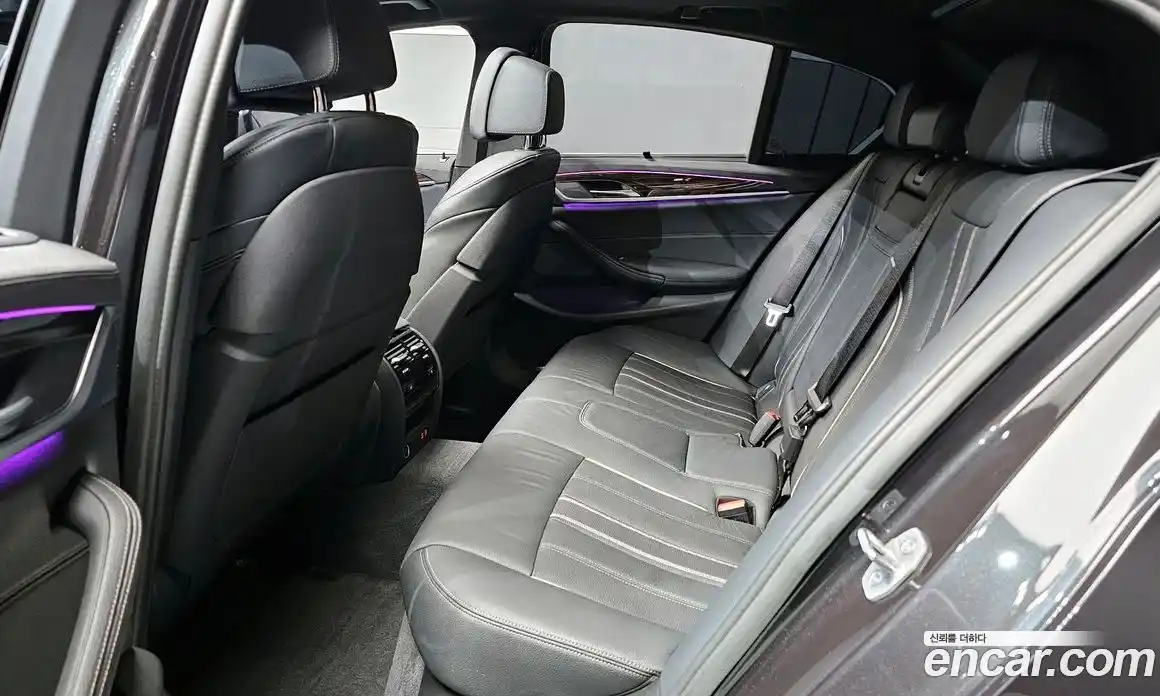 BMW 5 серия 2022 2.0 автомат (гидро), фото 16