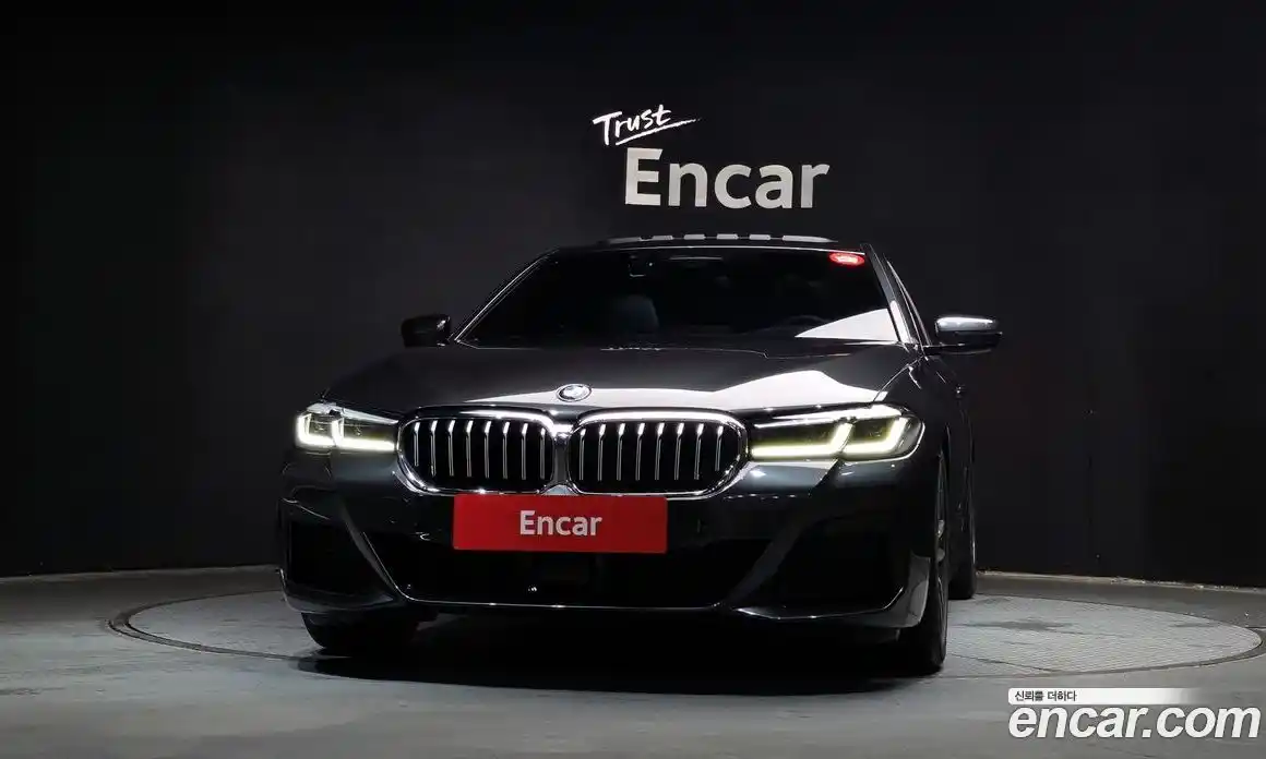 BMW 5 серия 2022 2.0 автомат (гидро), фото 3