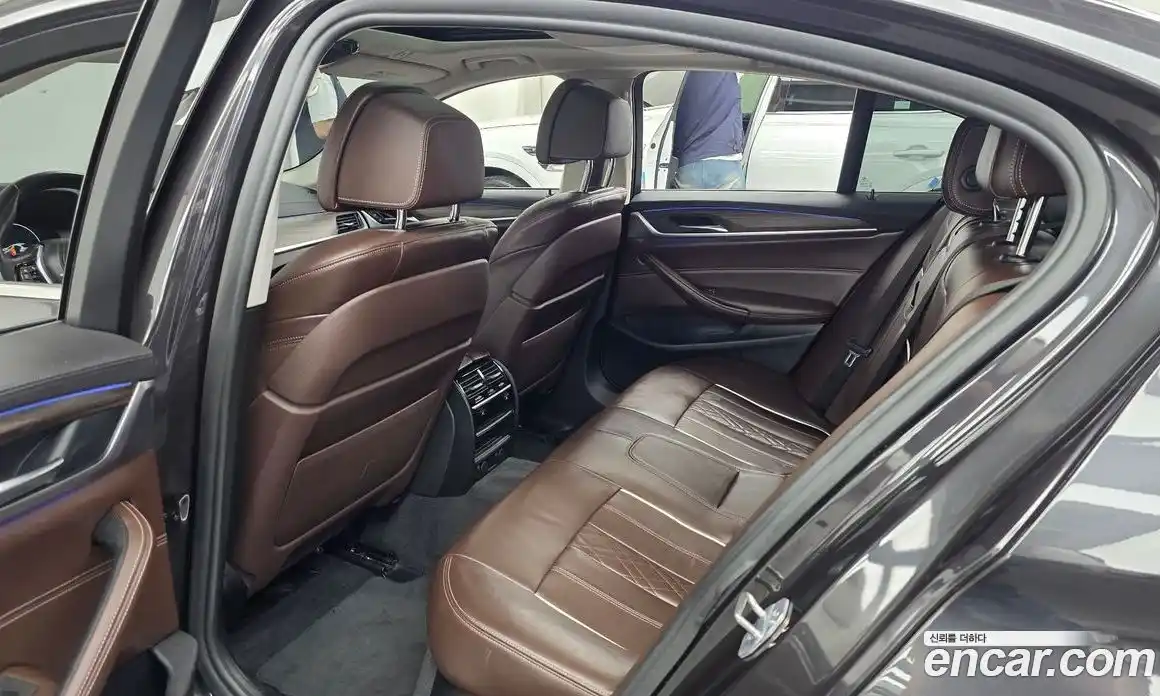 BMW 5 серия 2019 2.0 автомат (гидро), фото 16
