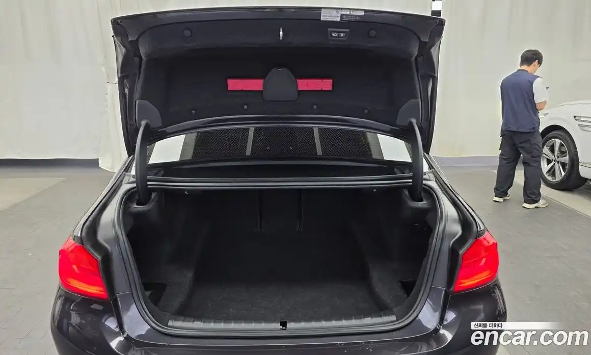 BMW 5 серия 2019 2.0 автомат (гидро), фото 26