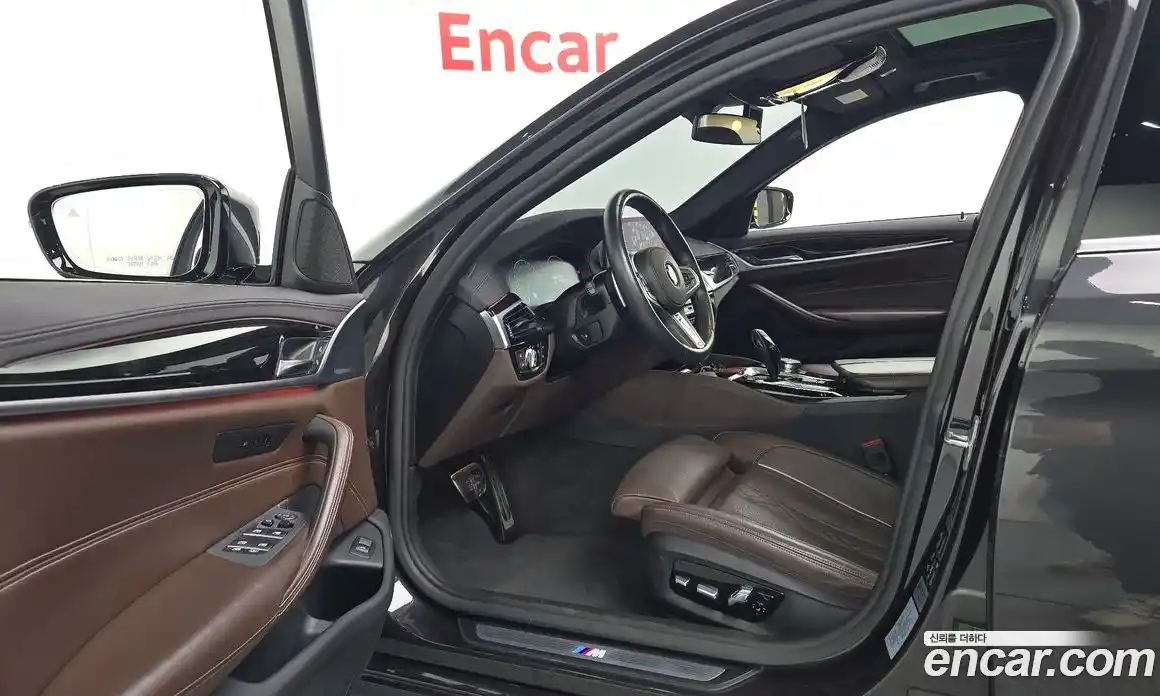 BMW 5 серия 2019 2.0 автомат (гидро), фото 13