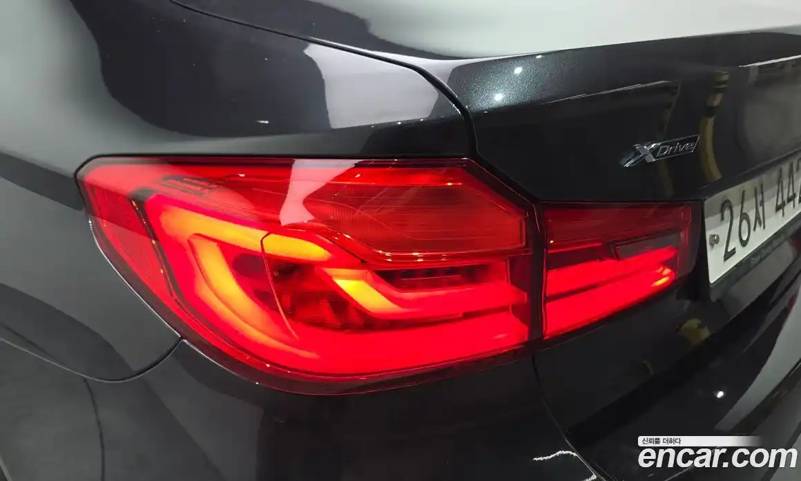 BMW 5 серия 2019 2.0 автомат (гидро), фото 9