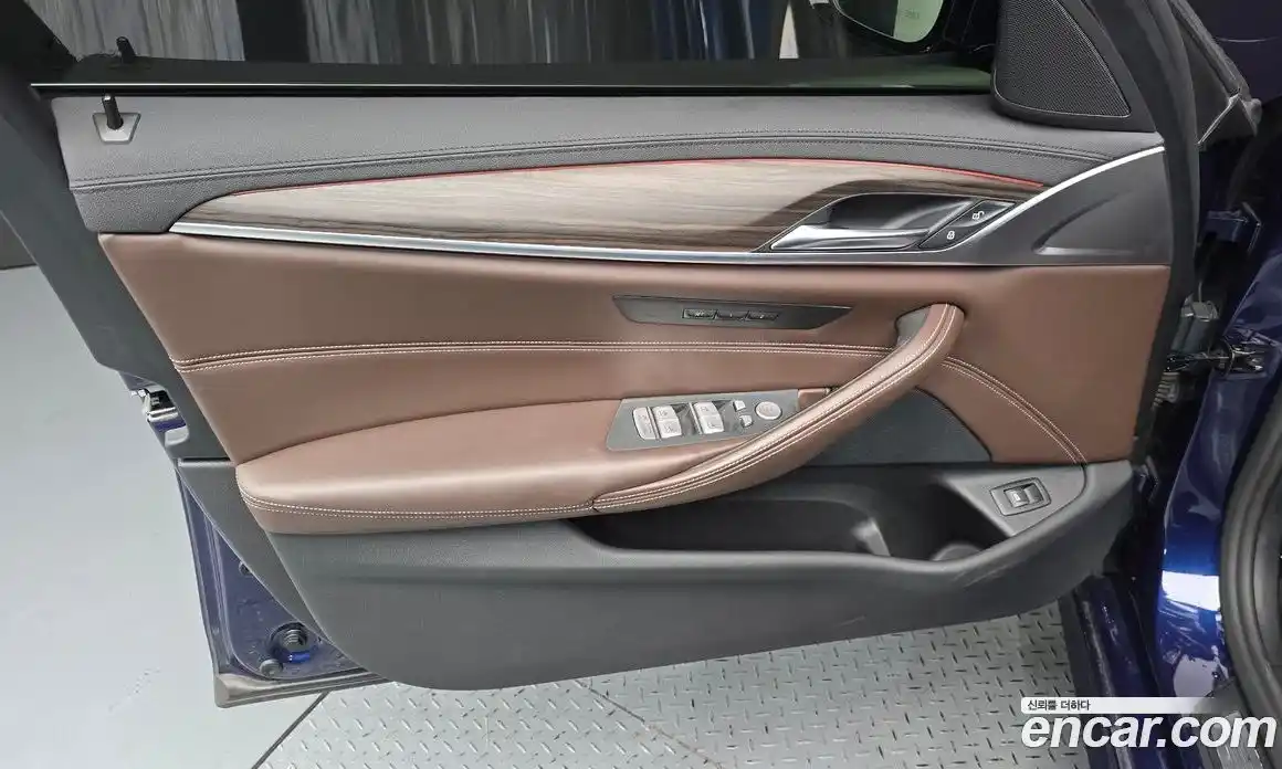 BMW 5 серия 2020 2.0 автомат (гидро), фото 14
