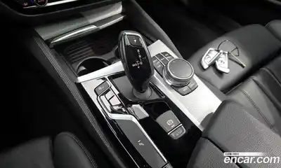 BMW 5 серия 2017 2.0 автомат (гидро), миниатюра 9