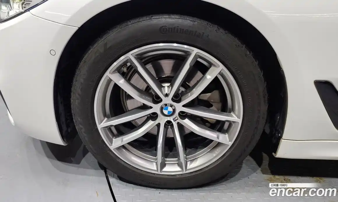 BMW 5 серия 2017 2.0 автомат (гидро), фото 5