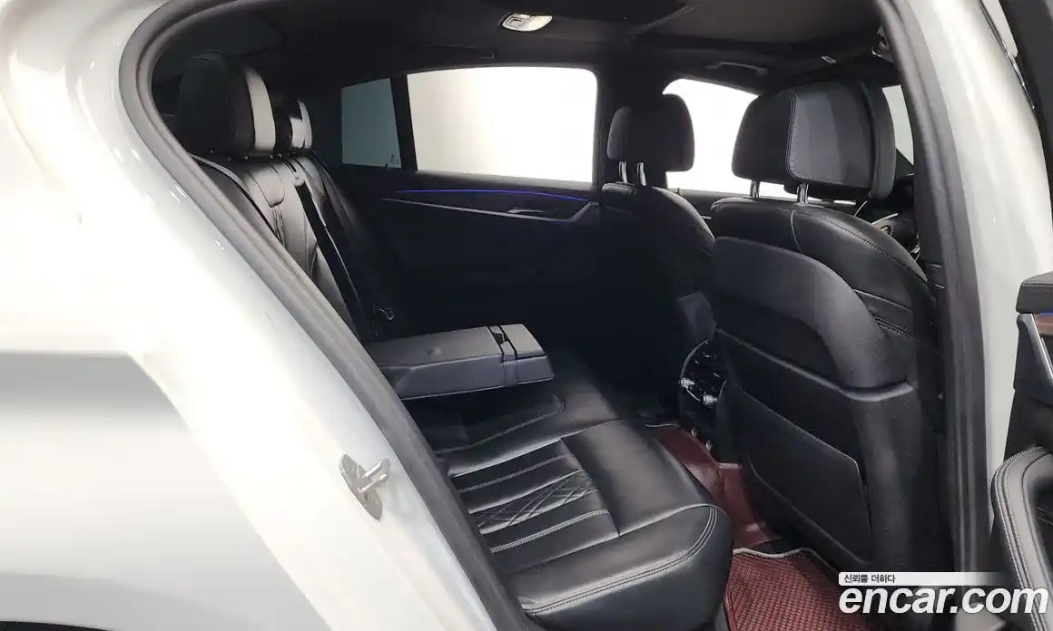 BMW 5 серия 2017 2.0 автомат (гидро), фото 16