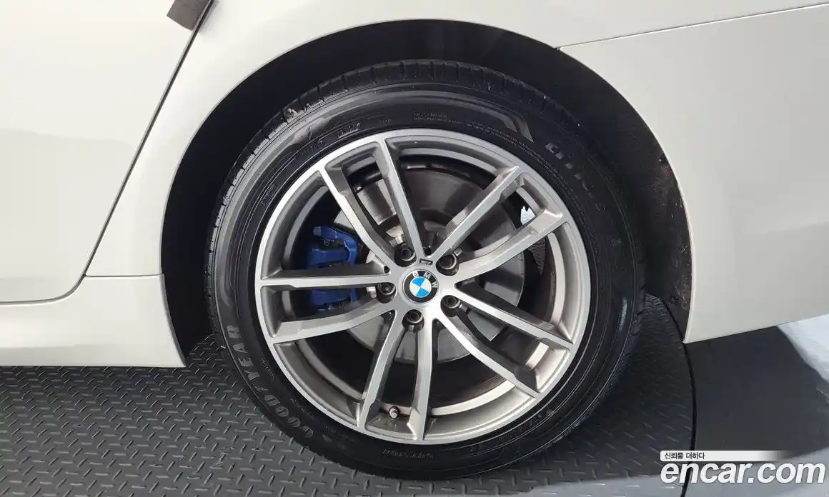 BMW 5 серия 2017 2.0 автомат (гидро), фото 6