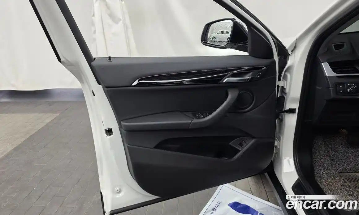 BMW X2 2022 2.0 автомат (гидро), фото 14