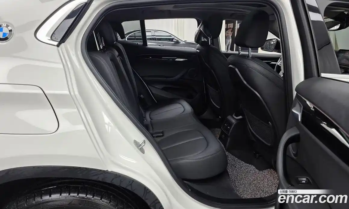 BMW X2 2022 2.0 автомат (гидро), фото 18