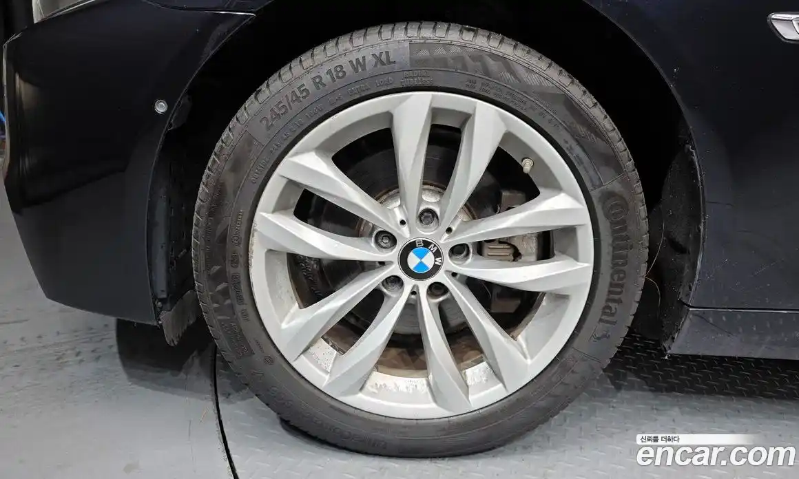 BMW 5 серия 2016 2.0 автомат (гидро), фото 5