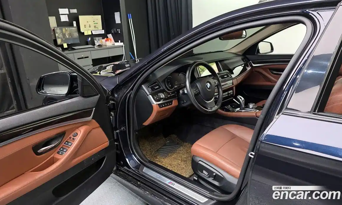 BMW 5 серия 2016 2.0 автомат (гидро), фото 10
