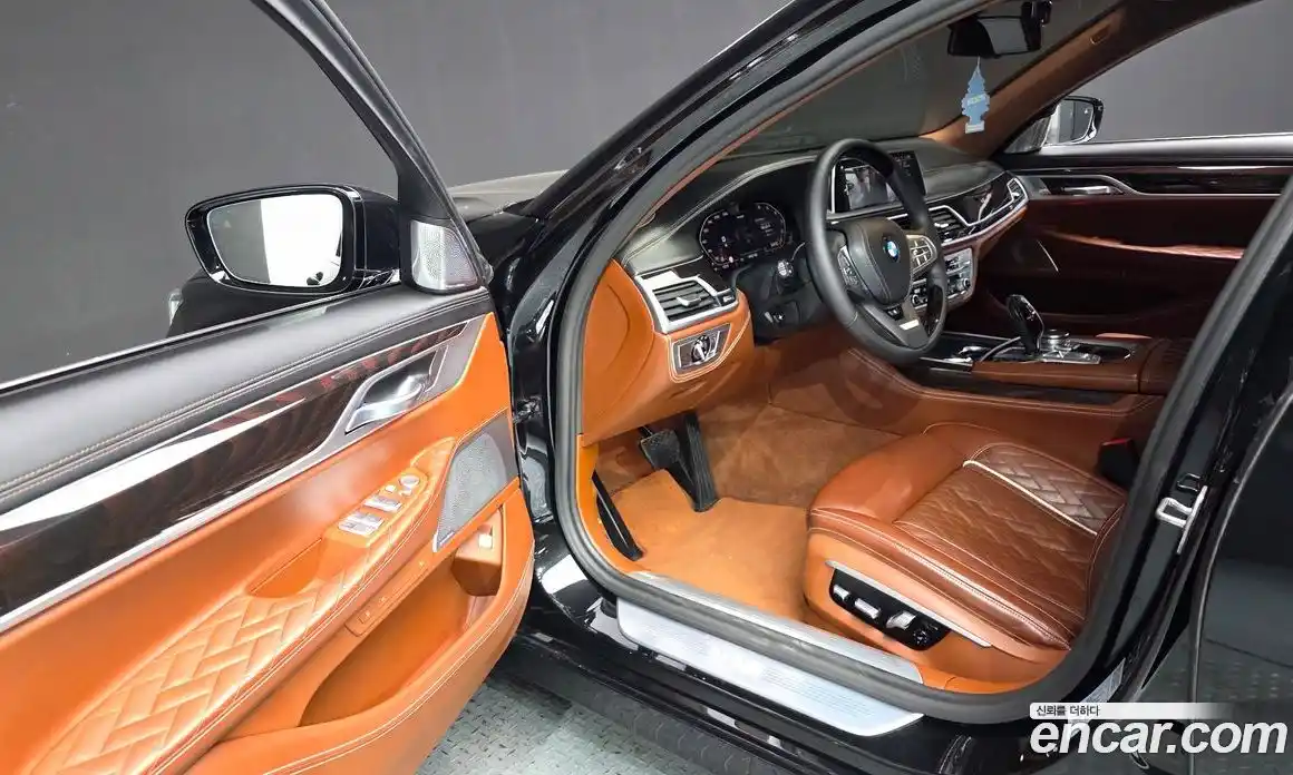 BMW 7 серия 2020 6.6 автомат (гидро), фото 13
