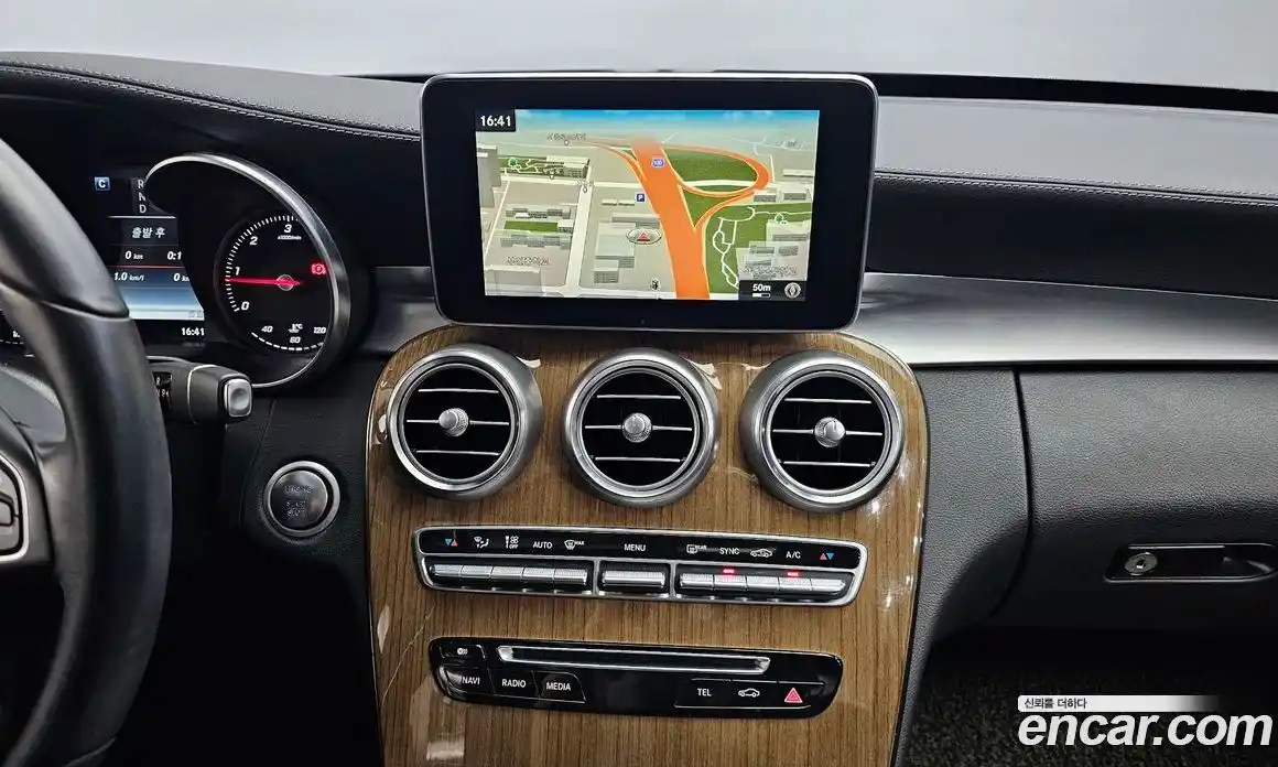 Mercedes-Benz C-Class 2016 2.1 гидро, фото 14 Mercedes-Benz C-Class 2016 2.1 гидро, фото 14