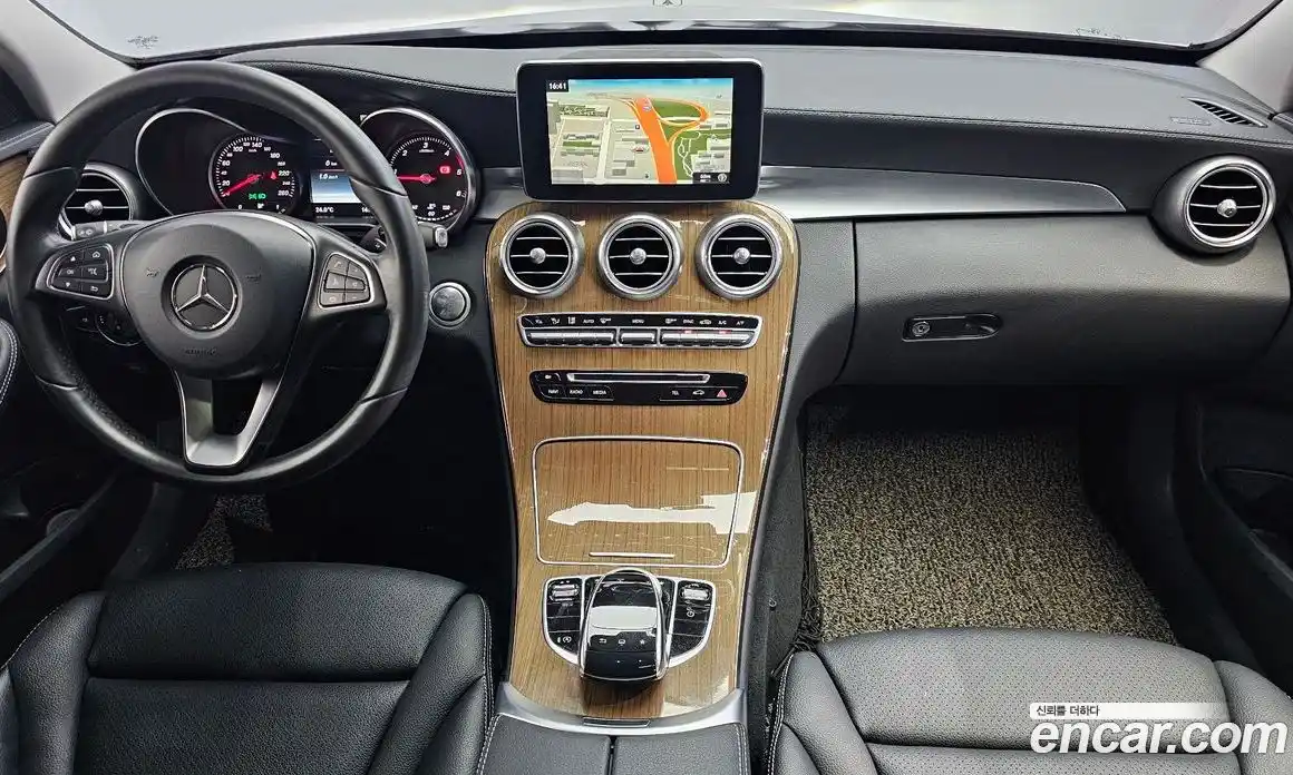 Mercedes-Benz C-Class 2016 2.1 гидро, фото 7 Mercedes-Benz C-Class 2016 2.1 гидро, фото 7