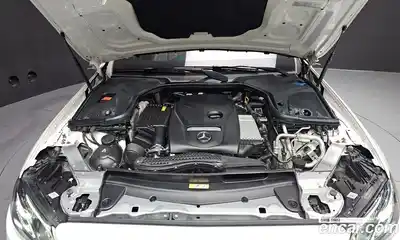 Mercedes-Benz E-Class 2020 2.0 автомат (гидро), миниатюра 6